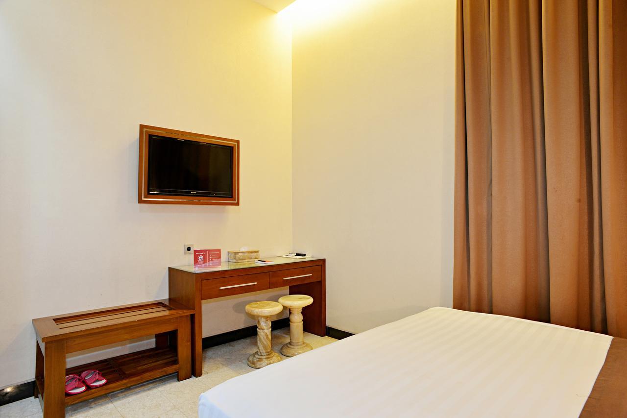 Zen Rooms Bausasran 34 Pakualaman Джок'якарта Екстер'єр фото